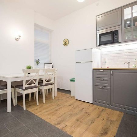 Oberiter Apartments - Center Of Zagreb, Fast Wifi, Ac, Kitchen, Parking Ngoại thất bức ảnh