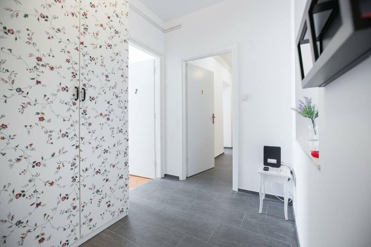 Oberiter Apartments - Center Of Zagreb, Fast Wifi, Ac, Kitchen, Parking Ngoại thất bức ảnh