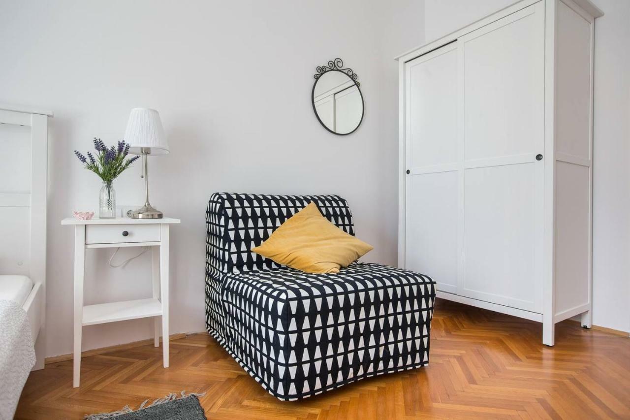Oberiter Apartments - Center Of Zagreb, Fast Wifi, Ac, Kitchen, Parking Ngoại thất bức ảnh